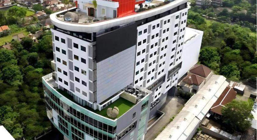 Indoluxe Hotel Jogjakarta Melati Exterior photo